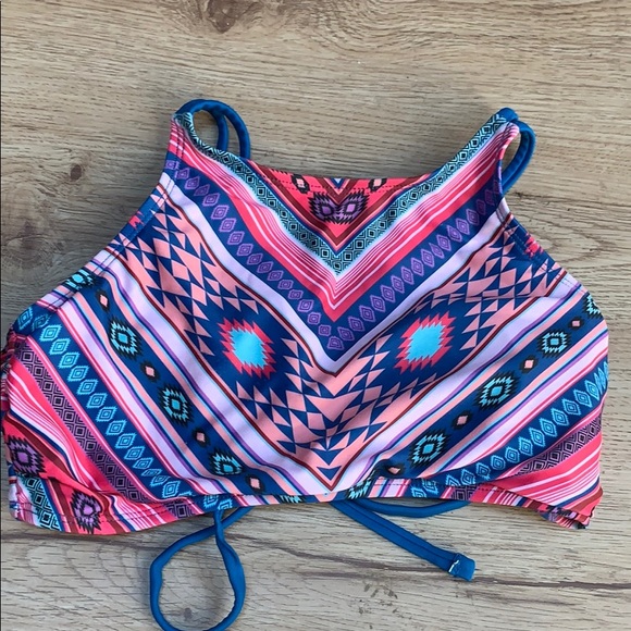 Cute colorful bikini - Picture 4 of 5